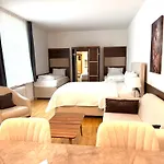 Otel Akomo Bern