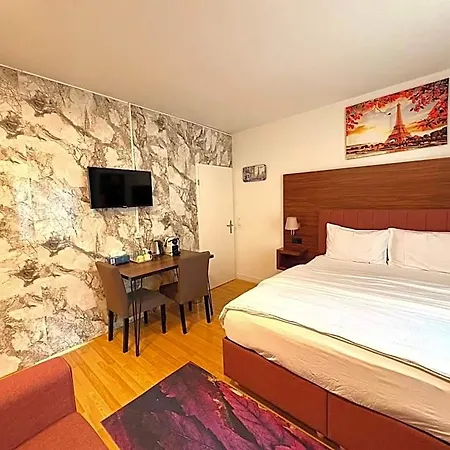 Akomo Otel