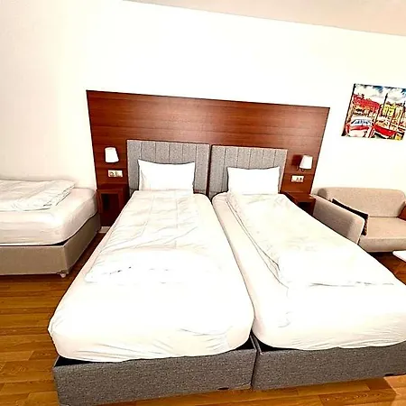 Otel Akomo