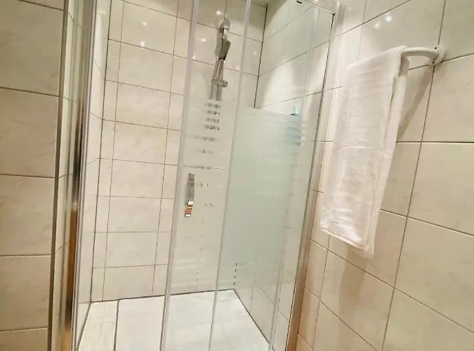 ホテル Akomo ベルン