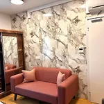 Akomo Berna