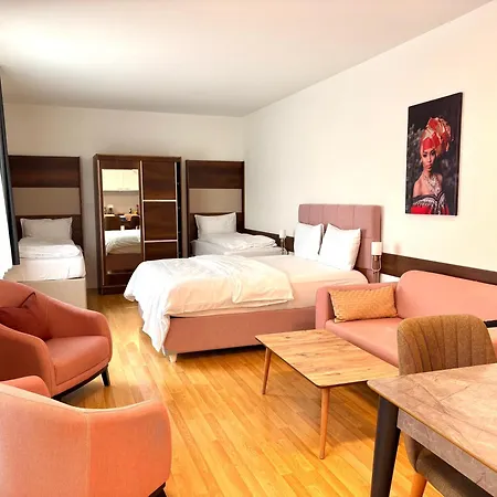 Hotel Akomo Berna