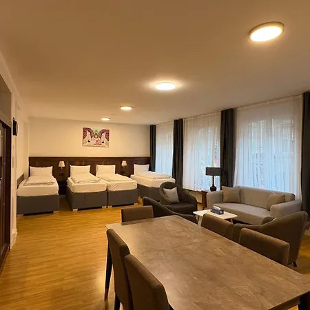 Akomo Hotel